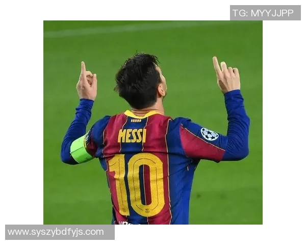 世界足球明星在赛场上的精彩对决与背后故事解析