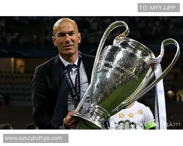 齐达内:从球场传奇到教练巨星的辉煌人生与成就解析 齐达内:从球场传奇到教练巨星的辉煌人生与成就解析