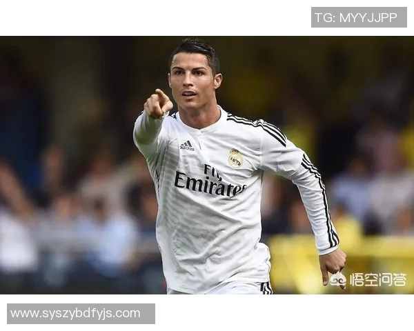 足球明星的身价究竟能否超越中指的象征意义探讨 足球明星的身价究竟能否超越中指的象征意义探讨